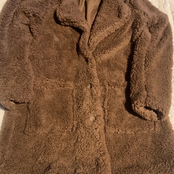 Asoran Collection Fuzzy Coat - Picture 2 of 2